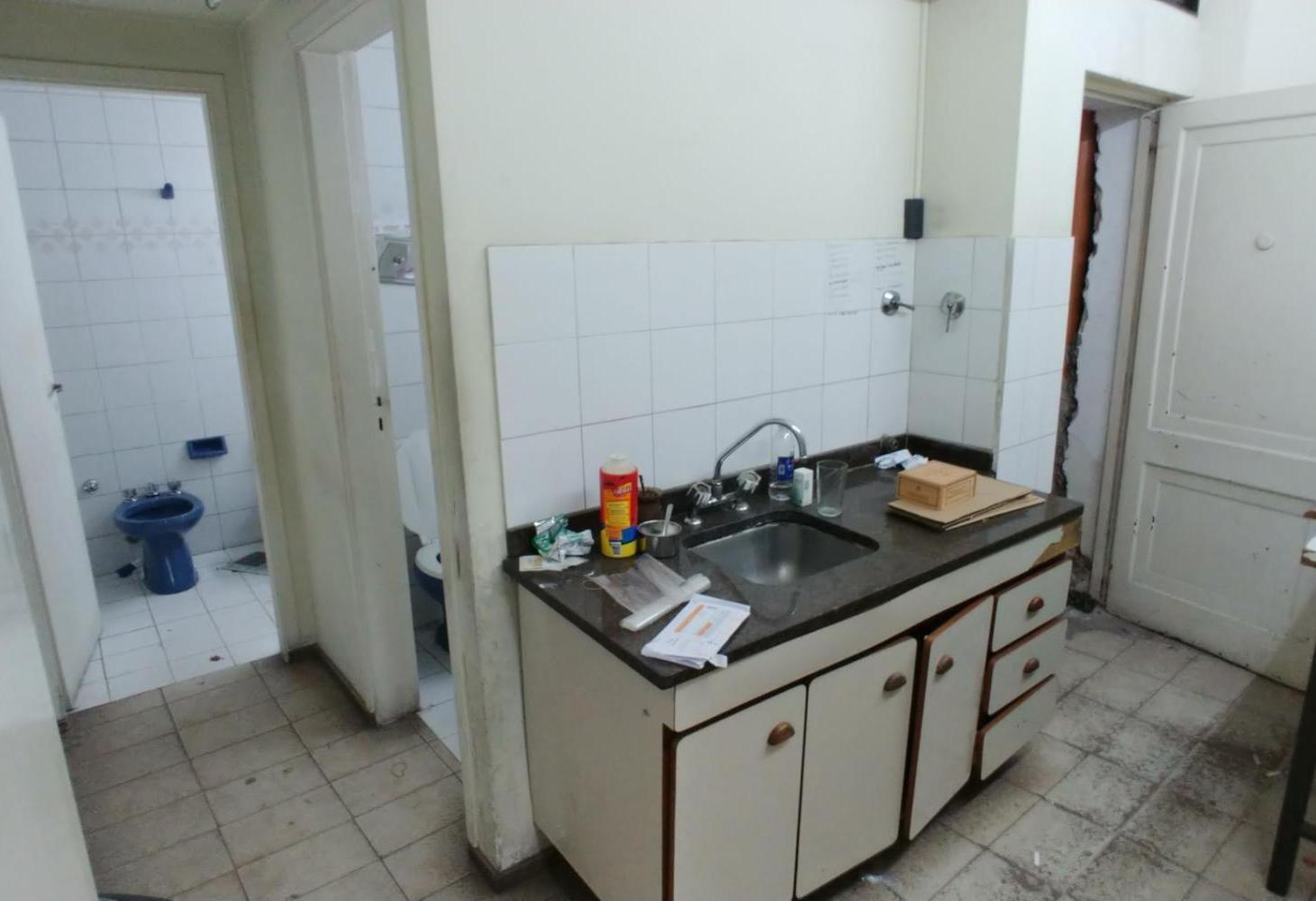 Foto de Local en Alquiler en Lanús Este, Lanús, G.B.A. Zona Sur, imagen 1