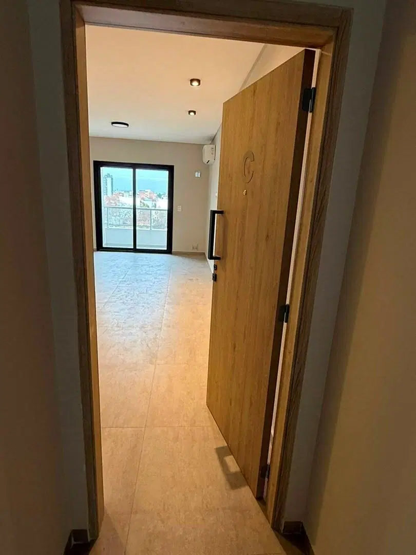 Departamento Monoambiente  en Alquiler en Lanús Oeste, Lanús, G.B.A. Zona Sur 3