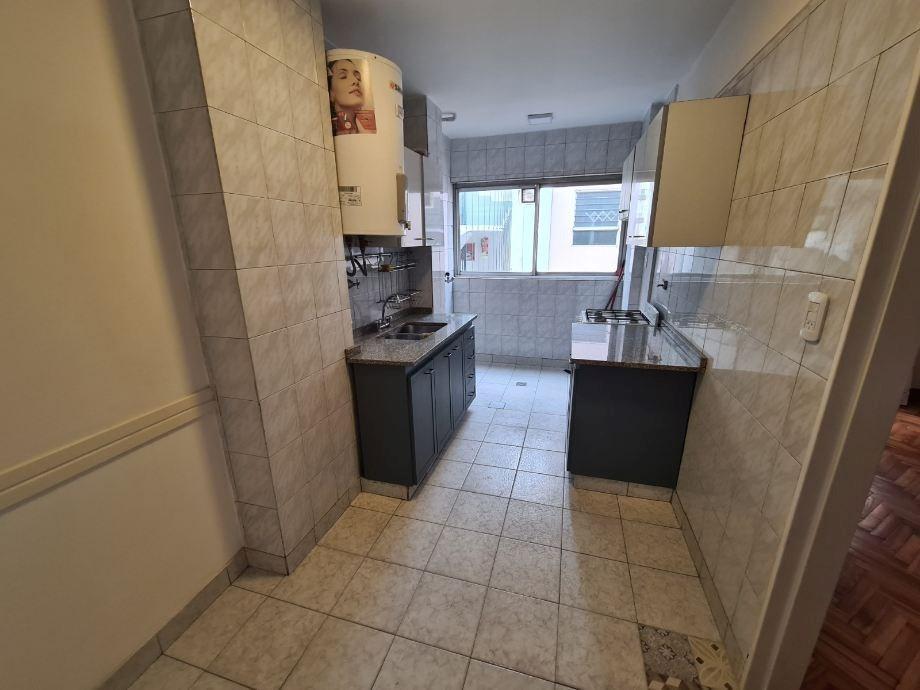 Foto de Departamento en Alquiler en Lanús Oeste, Lanús, G.B.A. Zona Sur, imagen 2