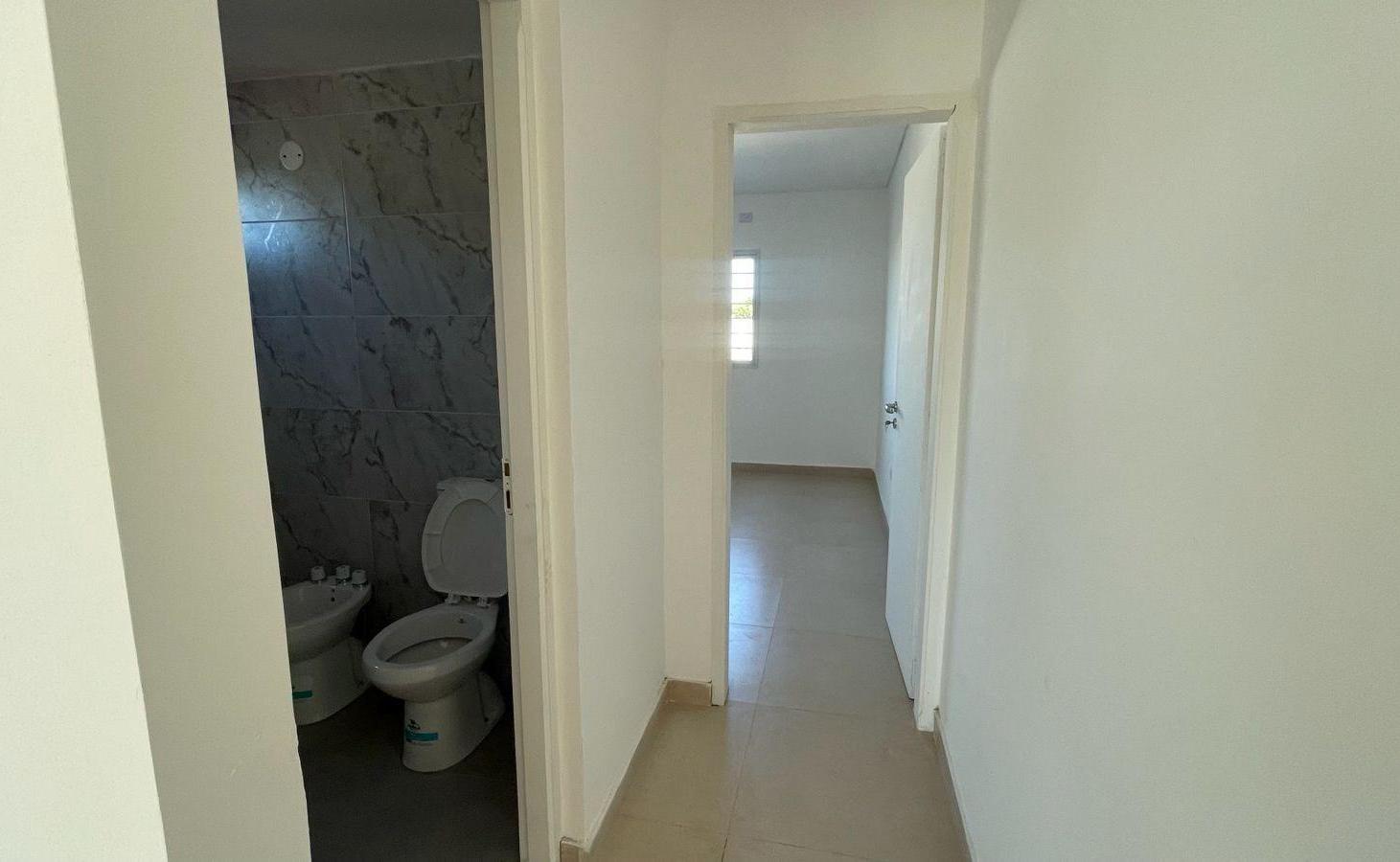 Foto de Departamento PH en Alquiler en Lanús Este, Lanús, G.B.A. Zona Sur, imagen 5