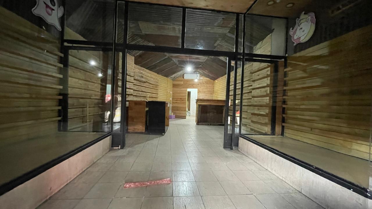 Foto de Local en Alquiler en Lanús Este, Lanús, G.B.A. Zona Sur, imagen 3