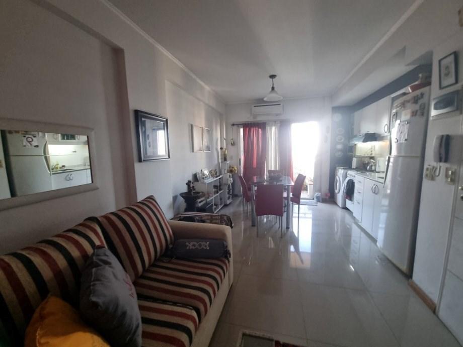 Foto de Departamento en Alquiler en Lanús Este, Lanús, G.B.A. Zona Sur, imagen 2