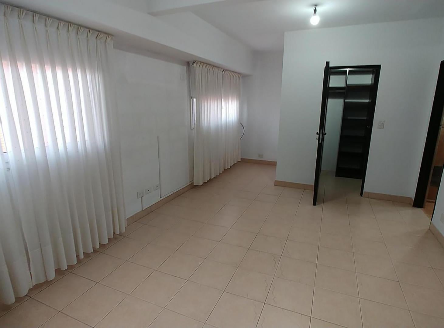 Foto de Departamento en Venta ubicado en Lanús Este, Lanús, G.B.A. Zona Sur, imagen 4