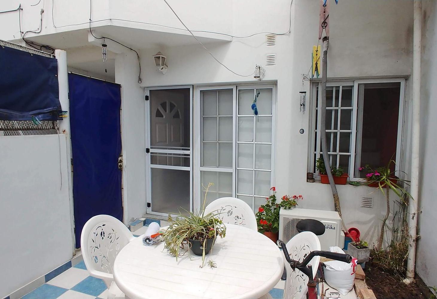 Foto de Departamento PH en Venta ubicado en Lanús Este, Lanús, G.B.A. Zona Sur, imagen 2