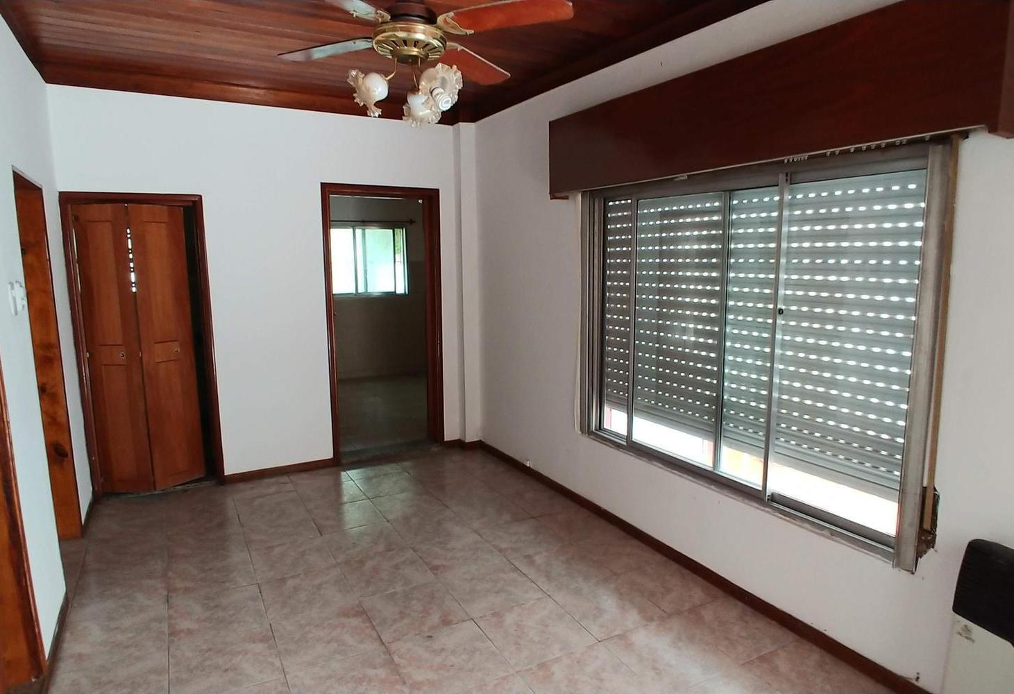 Foto de Departamento PH en Venta ubicado en Lanús Este, Lanús, G.B.A. Zona Sur, imagen 2