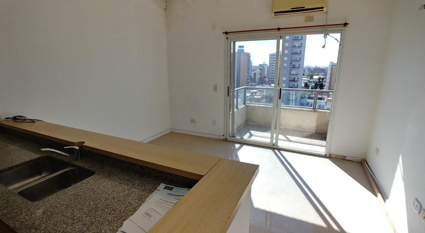 Foto de Departamento Semipiso en Venta ubicado en Lanús Este, Lanús, G.B.A, imagen 3