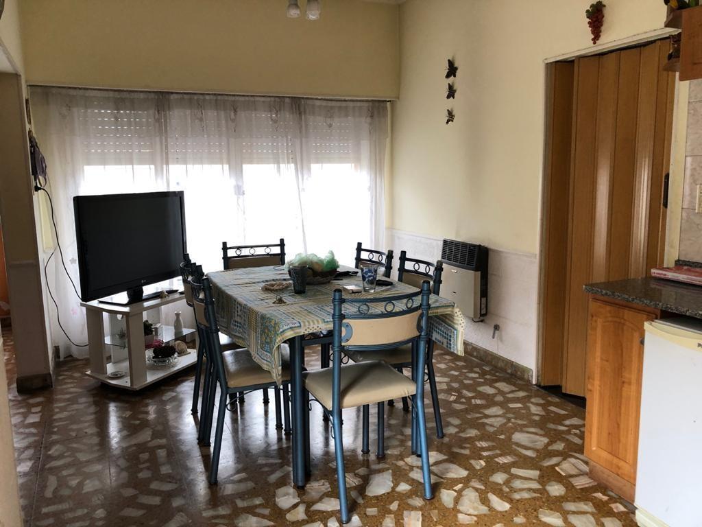 Foto de Casa Chalet en Venta en Monte Chingolo, Lanús, G.B.A. Zona Sur, imagen 5