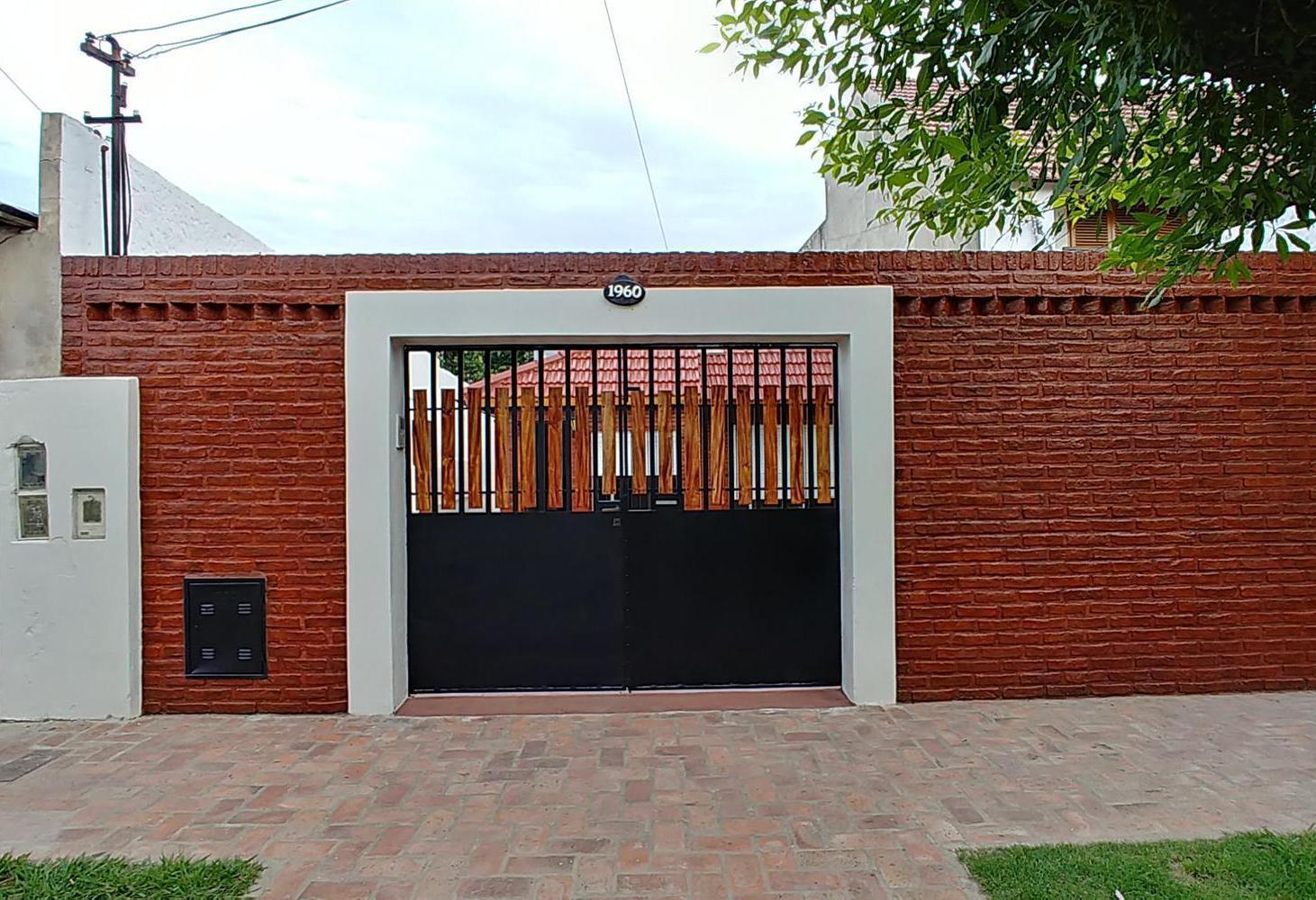 Foto de Casa en Venta ubicado en Monte Chingolo, Lanús, G.B.A. Zona Sur, imagen 1
