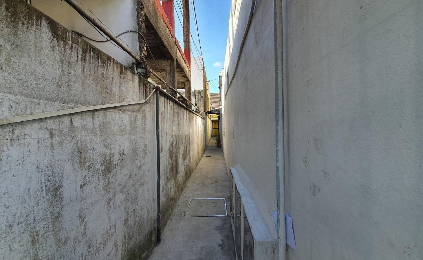 Foto de P.H. en planta alta en Venta 2 AMBIENTES en Lanús Este, imagen 1