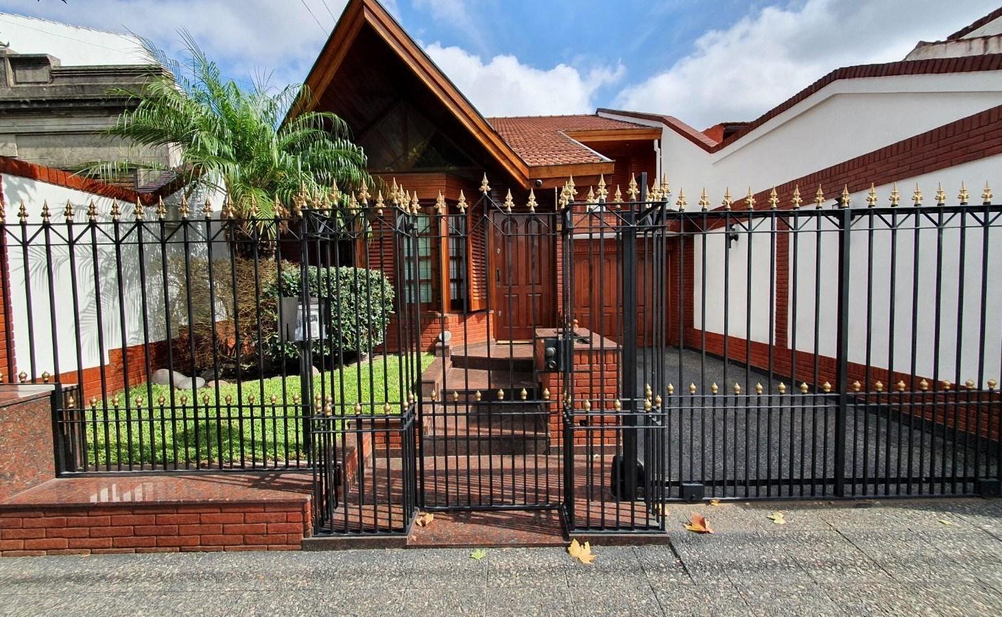 Foto de Casa Chalet en Venta ubicado en Lanús Este, Lanús, G.B.A. Zona Sur, imagen 4