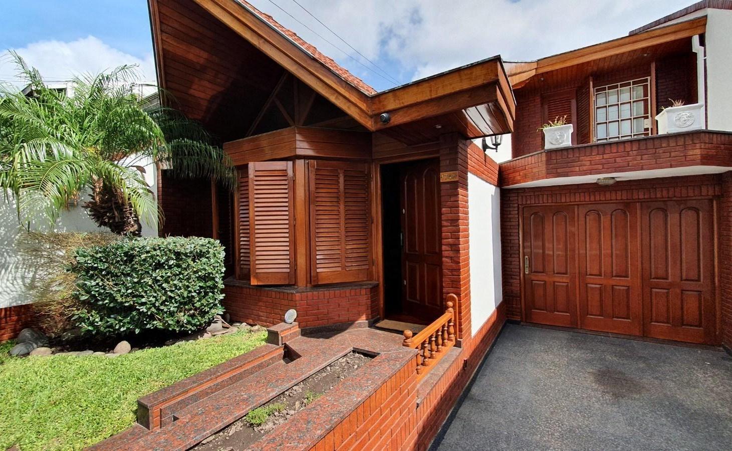 Foto de Casa Chalet en Venta ubicado en Lanús Este, Lanús, G.B.A. Zona Sur, imagen 3