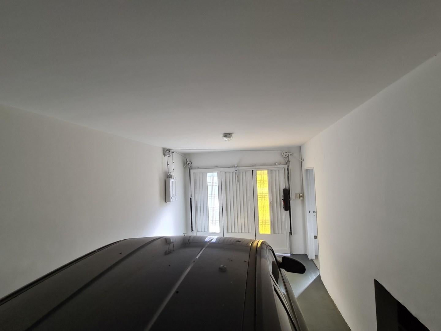 Foto de casa en planta alta con galpon planta baja Venta Lanus Este, imagen 2