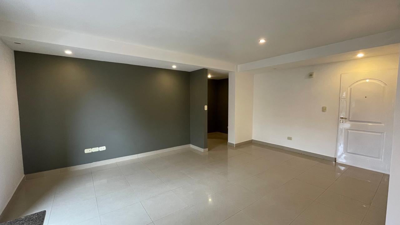 Foto de Departamento en Alquiler en Lanús Oeste, Lanús, G.B.A. Zona Sur, imagen 1