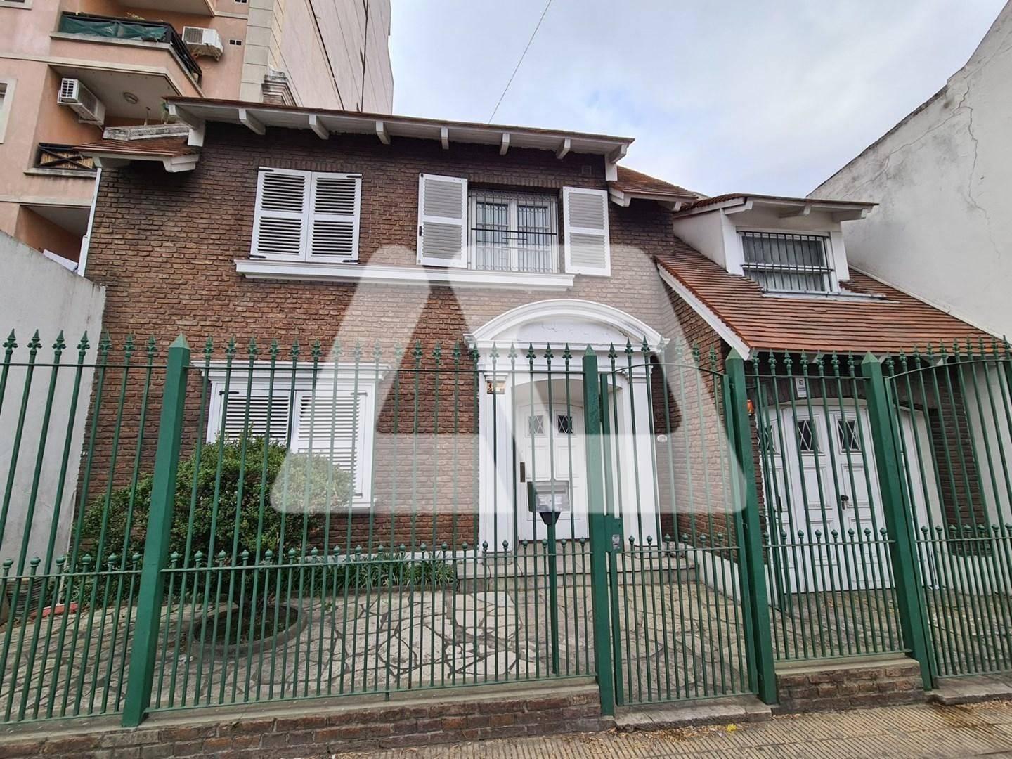 Foto de Casa Chalet en Venta ubicado en Lanús Este, Lanús, G.B.A. Zona Sur, imagen 1
