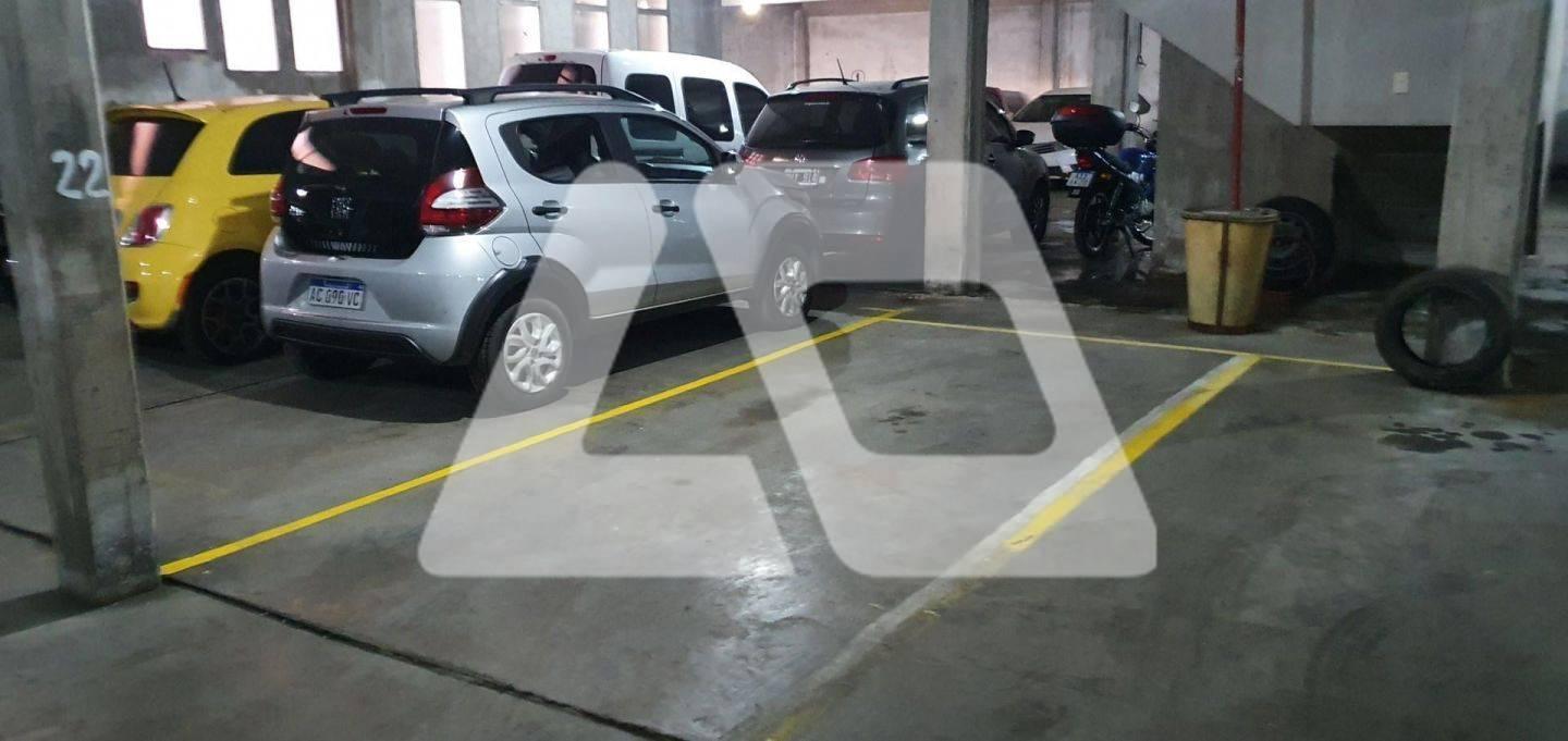 Foto de Cochera Fija en Venta ubicado en Lanús Este, Lanús, G.B.A. Zona Sur, imagen 4