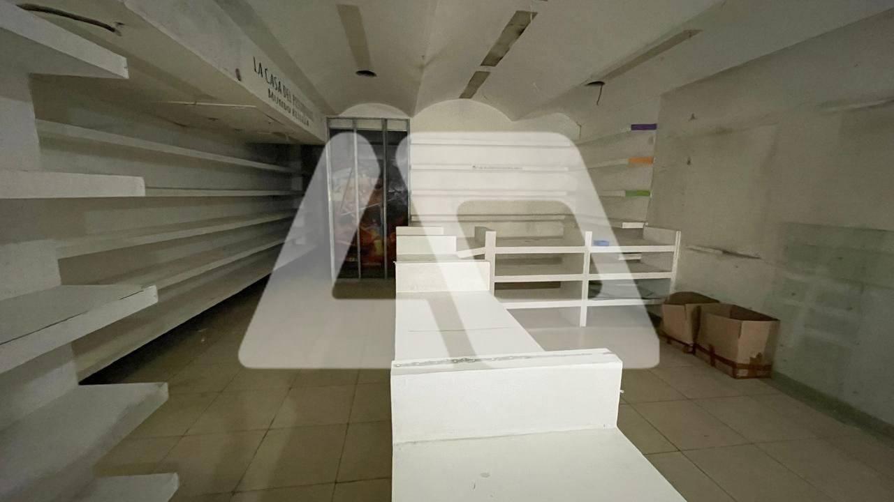Foto de Local en Alquiler en Lanús Este, Lanús, G.B.A. Zona Sur, imagen 2