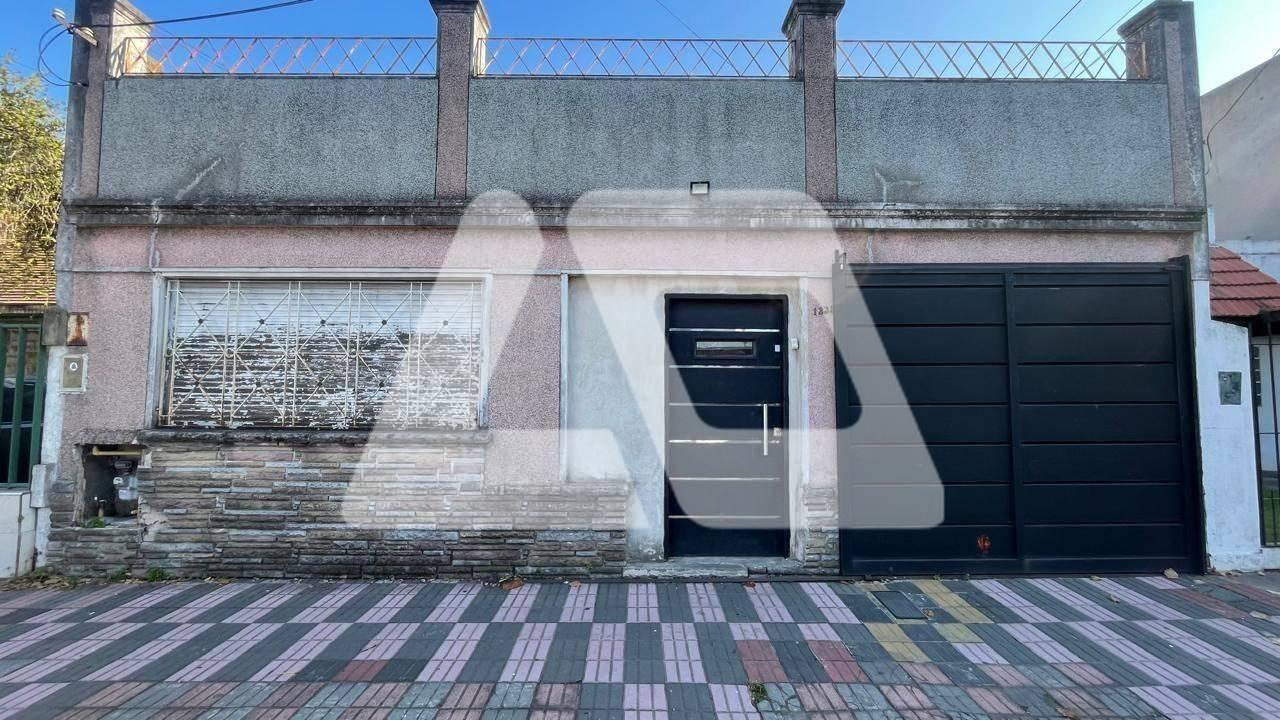 Foto de Casa Chalet en Venta en Lanús Este, Lanús, G.B.A. Zona Sur, imagen 2