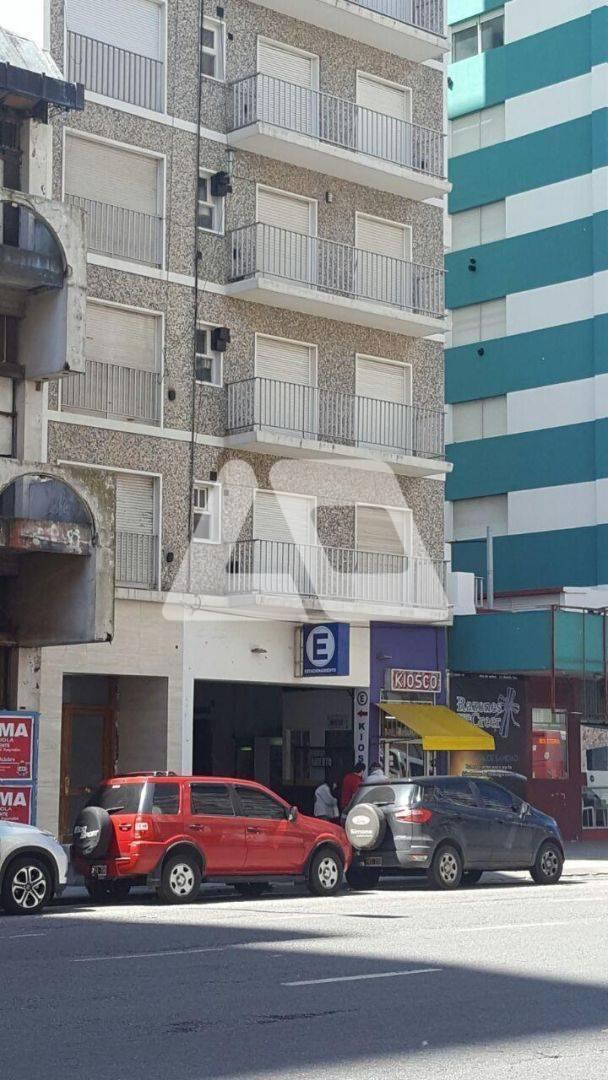 Foto de Departamento en Venta ubicado en Centro, Mar Del Plata, Costa Atlántica, imagen 2