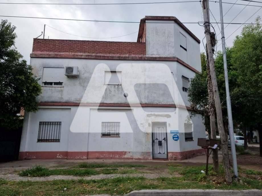 Foto de Casa ph 3 plantas 3 ambientes.Lanús Este, imagen 1