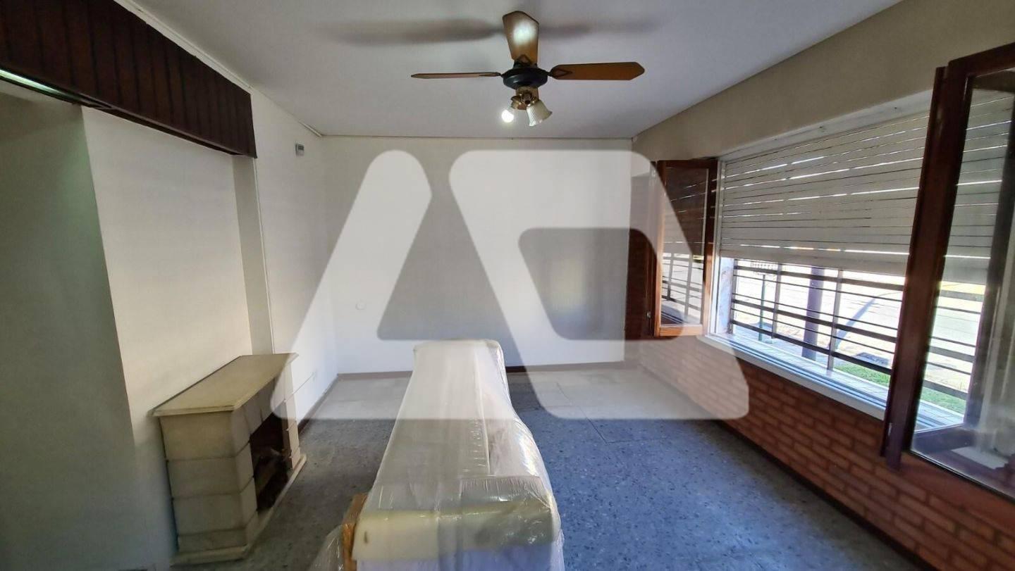 Foto de Casa Chalet en Venta en Lanús Este, Lanús, G.B.A. Zona Sur, imagen 2