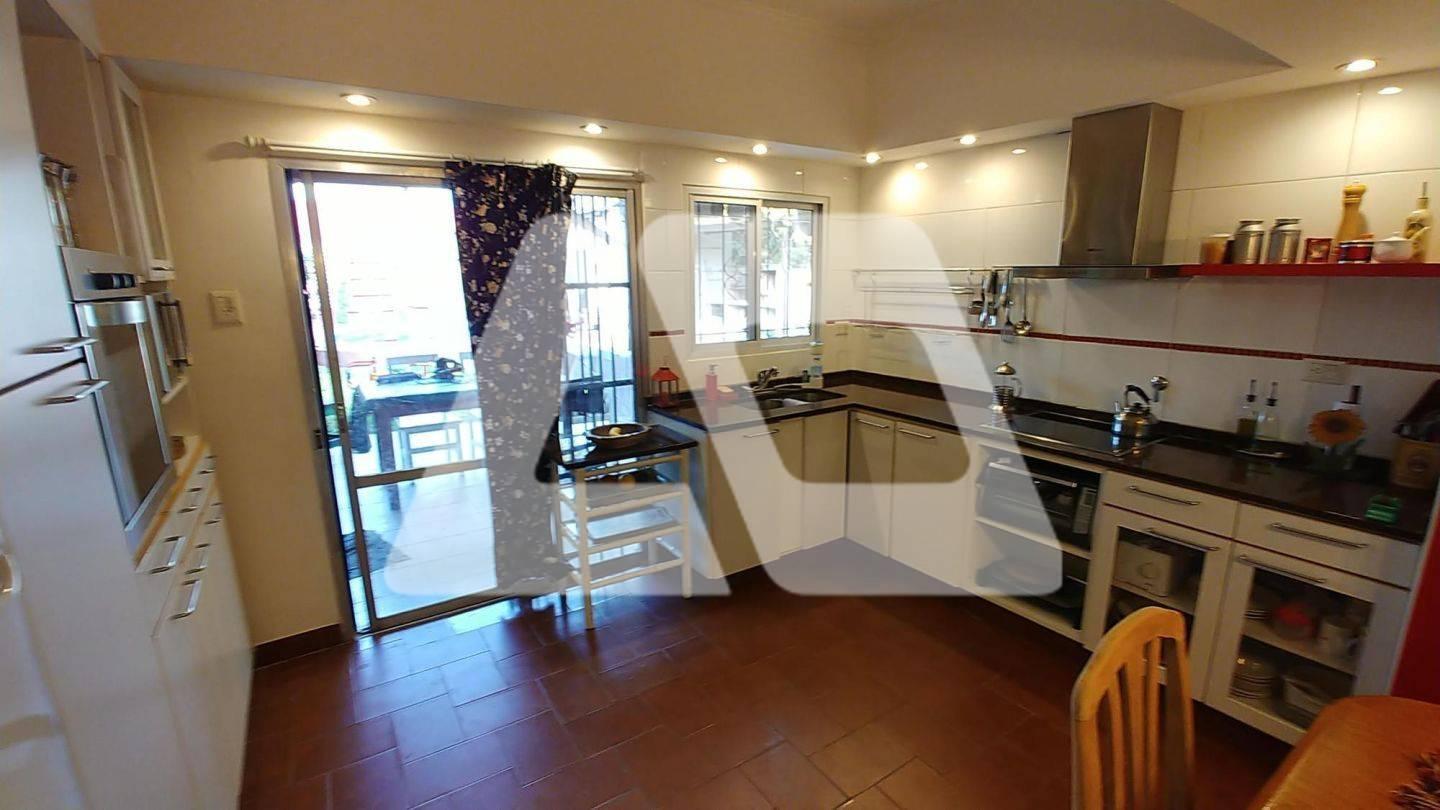 Foto de Casa en Venta ubicado en Remedios De Escalada, Lanús, G.B.A. Zona Sur, imagen 5