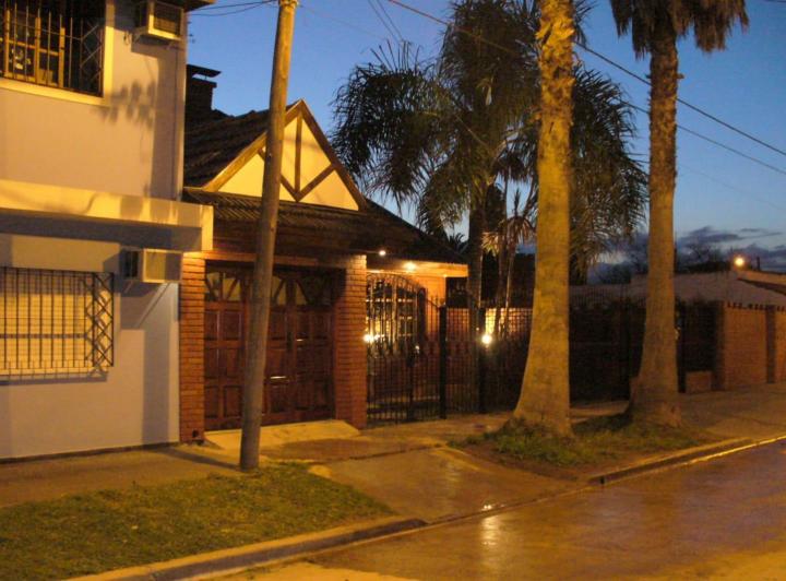 VENTA DE CASA CENTRO DE EZEIZA