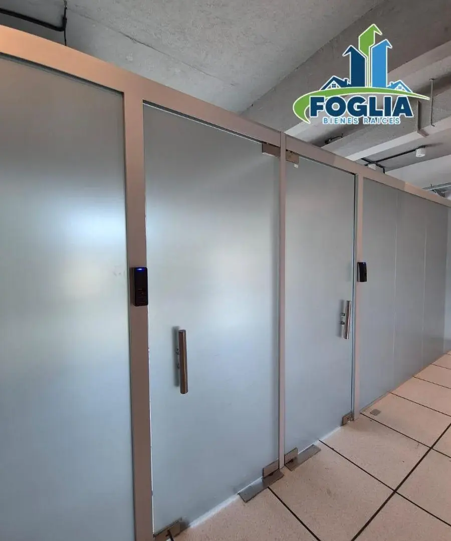 Oficina comercial de 130 m² en alquiler en Canning 3