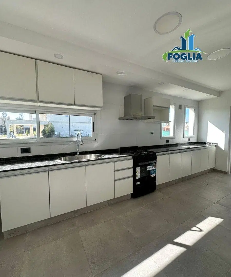 CASA BARRIO SAN LUCAS USD 214.900 5