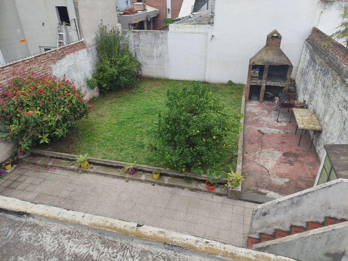 Venta de casa a reciclar en inmejorable ubicación, Wilde Centro