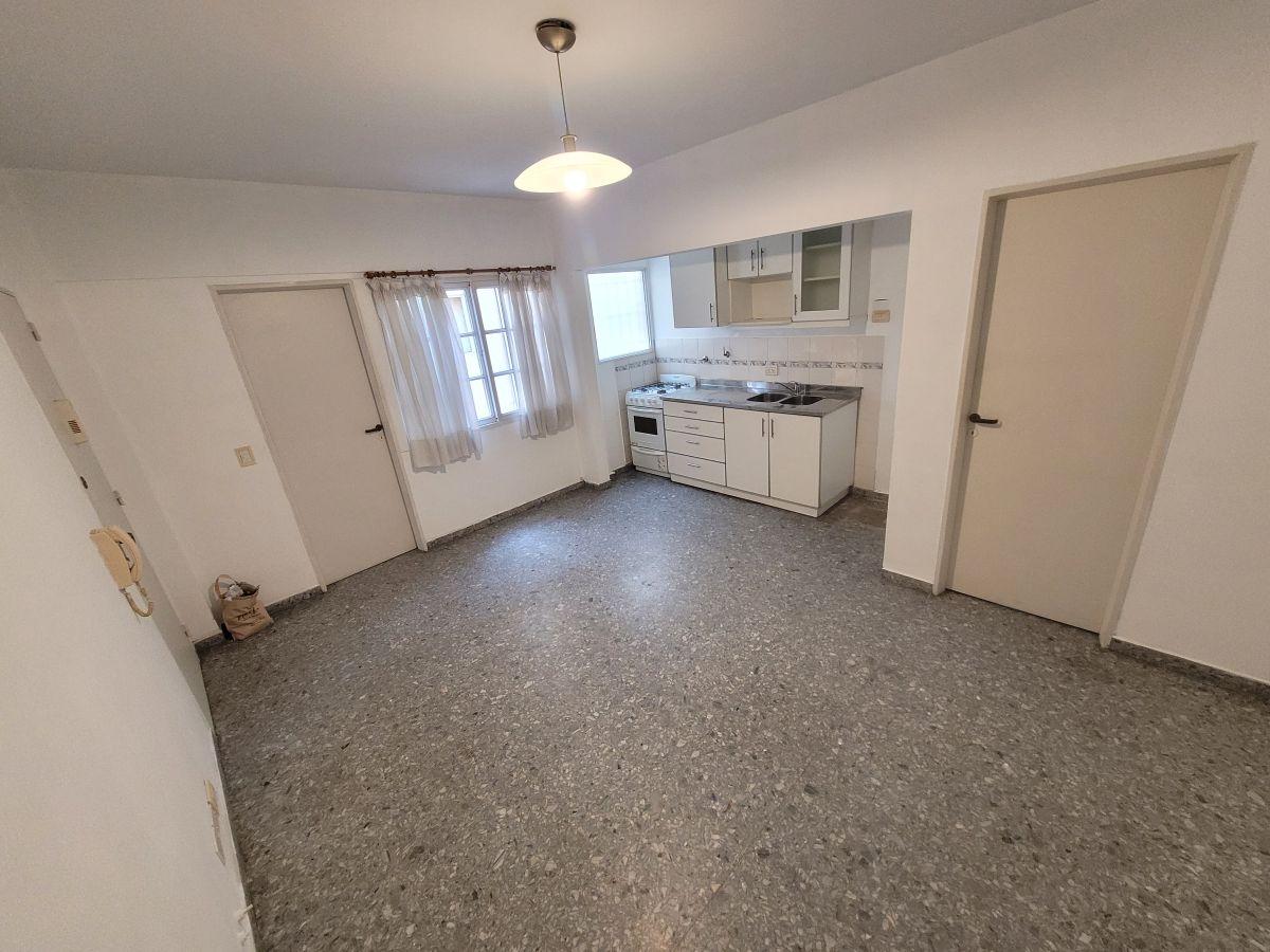 Foto de Venta de departamento dos ambientes en Wilde Centro, imagen 2
