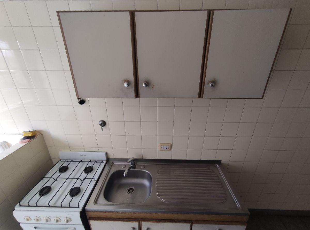 Foto de Venta de amplio departamento 2 ambientes en inmejorable ubicación apto, imagen 3