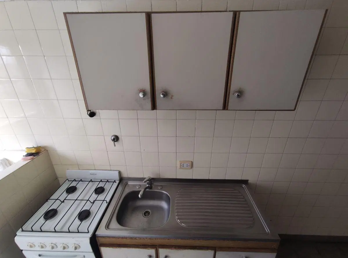 Venta de amplio departamento 2 ambientes en inmejorable ubicación apto crédito 3