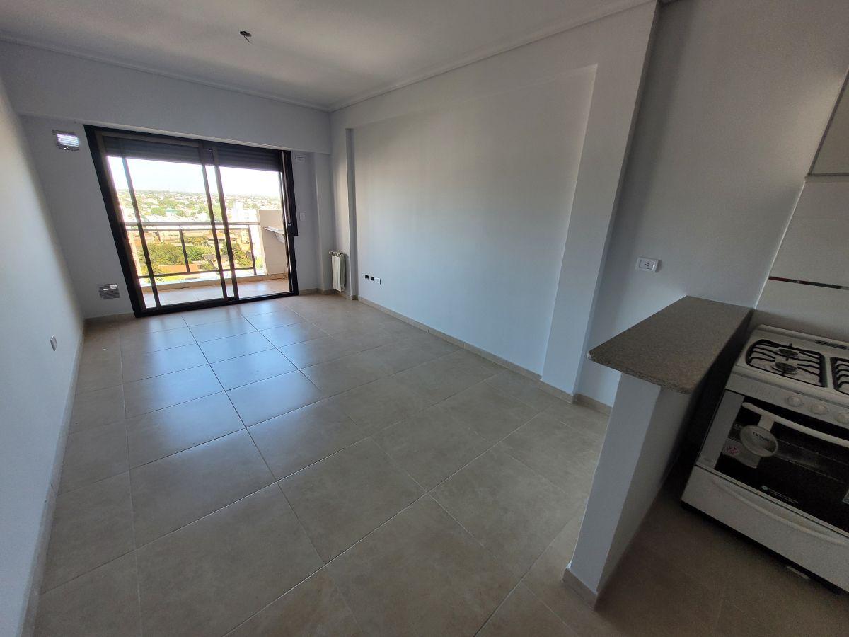 Venta de departamento dos ambientes a estrenar sobre Av. Mitre al 5.700