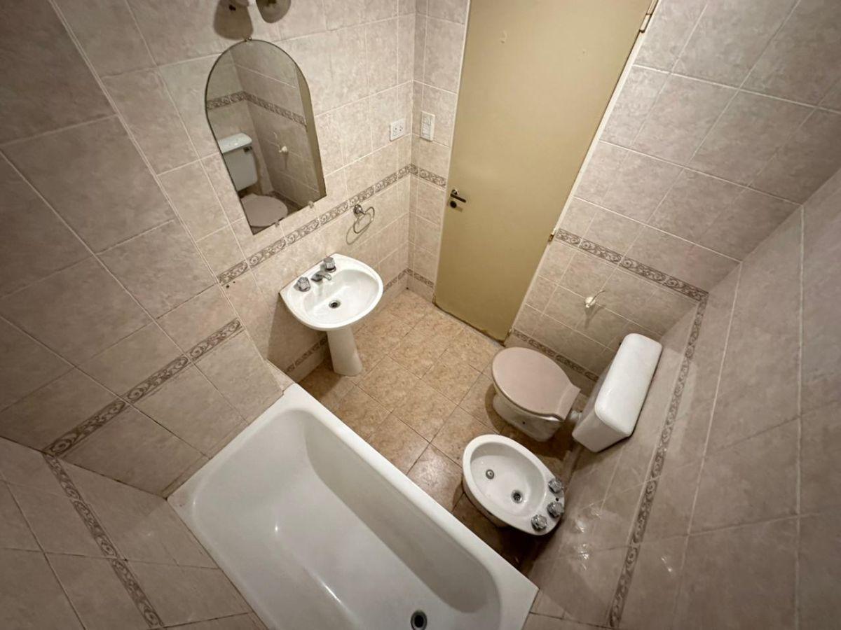 Foto de Venta de departamento 2 ambientes en Wilde Centro con espacio, imagen 3