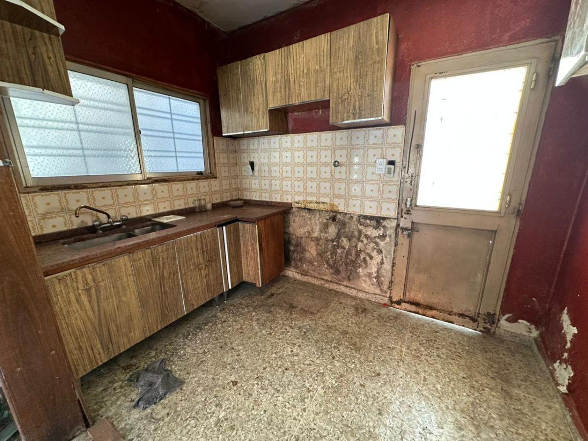 Foto de Venta de casa 3 ambientes a reciclar en V. Dominico, imagen 4