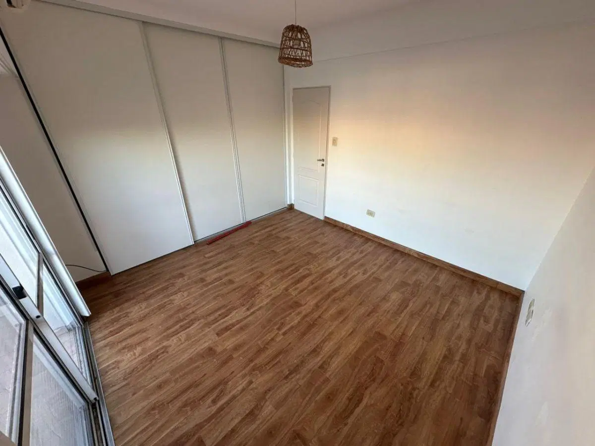 Alquiler de departamento 2 ambientes con cochera fija cubierta 2