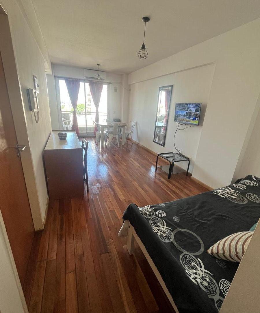 Foto de Departamento dos ambientes con lavarropas todo incluido!, imagen 3