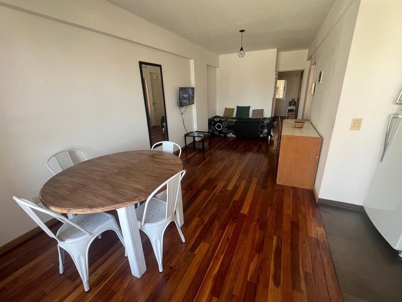 Foto de Departamento dos ambientes con lavarropas todo incluido!, imagen 1