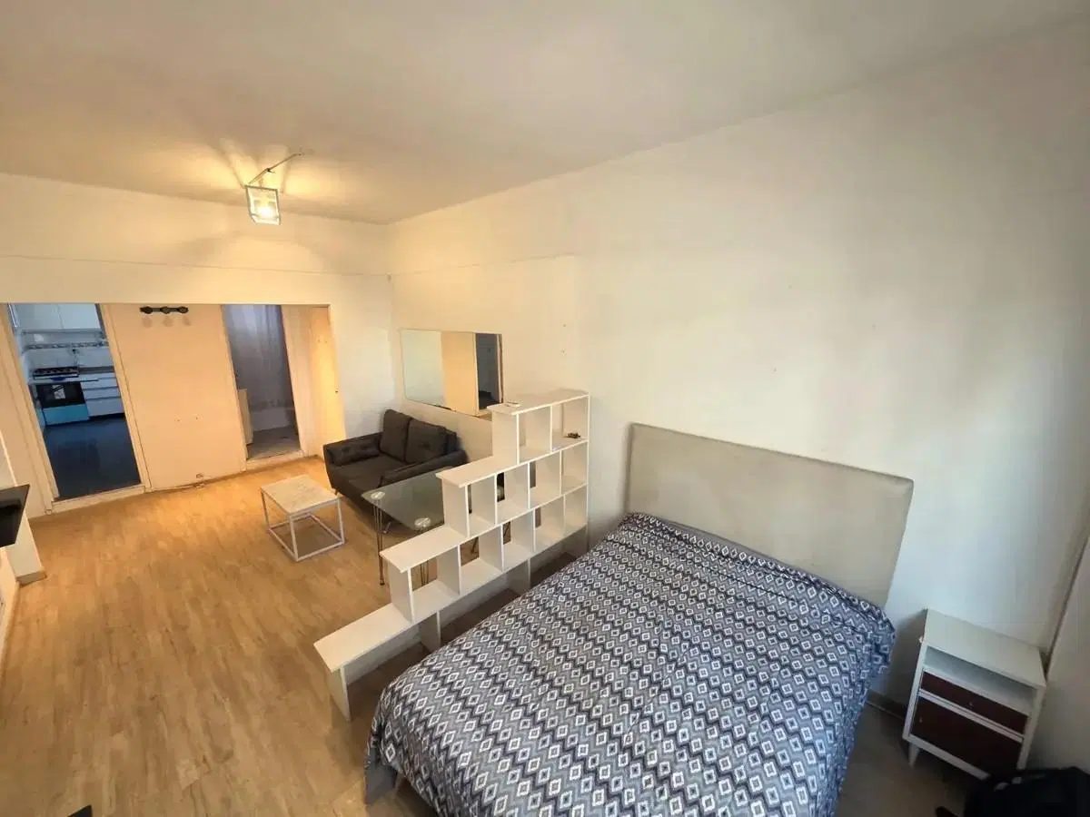Departamento en Balvanera 3