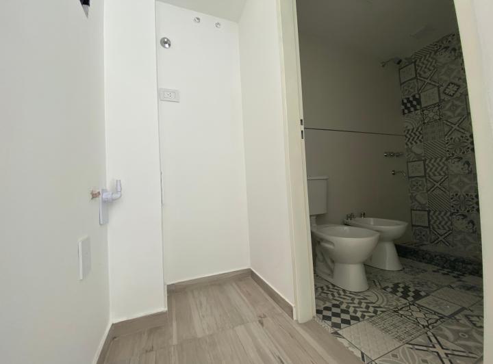 LINDO MONOAMBIENTE. IDEAL 1ER VIVIENDA O CONSULTORIO/OFICINA 3
