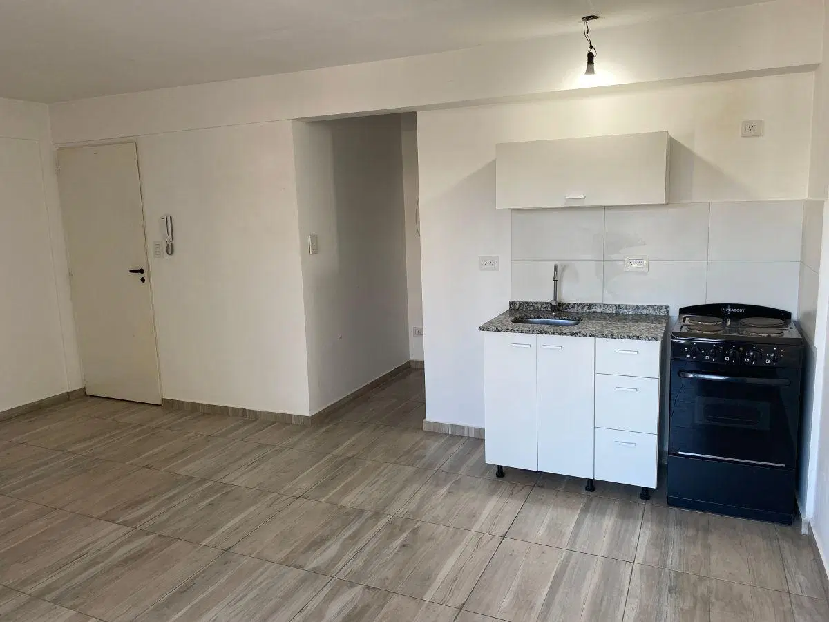 Monoambiente con balcon. 27m2 8
