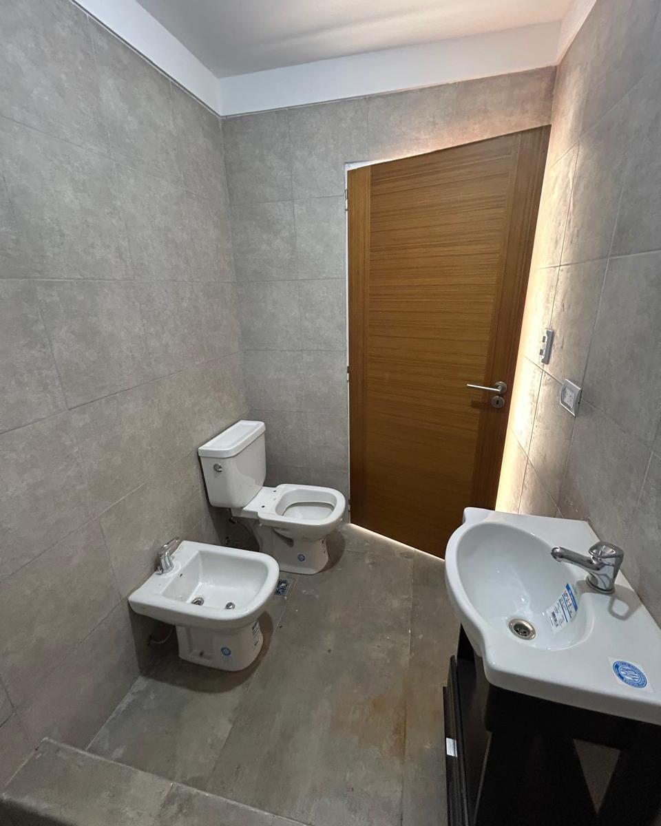 2 Ambientes en Planta Baja con Patio 4