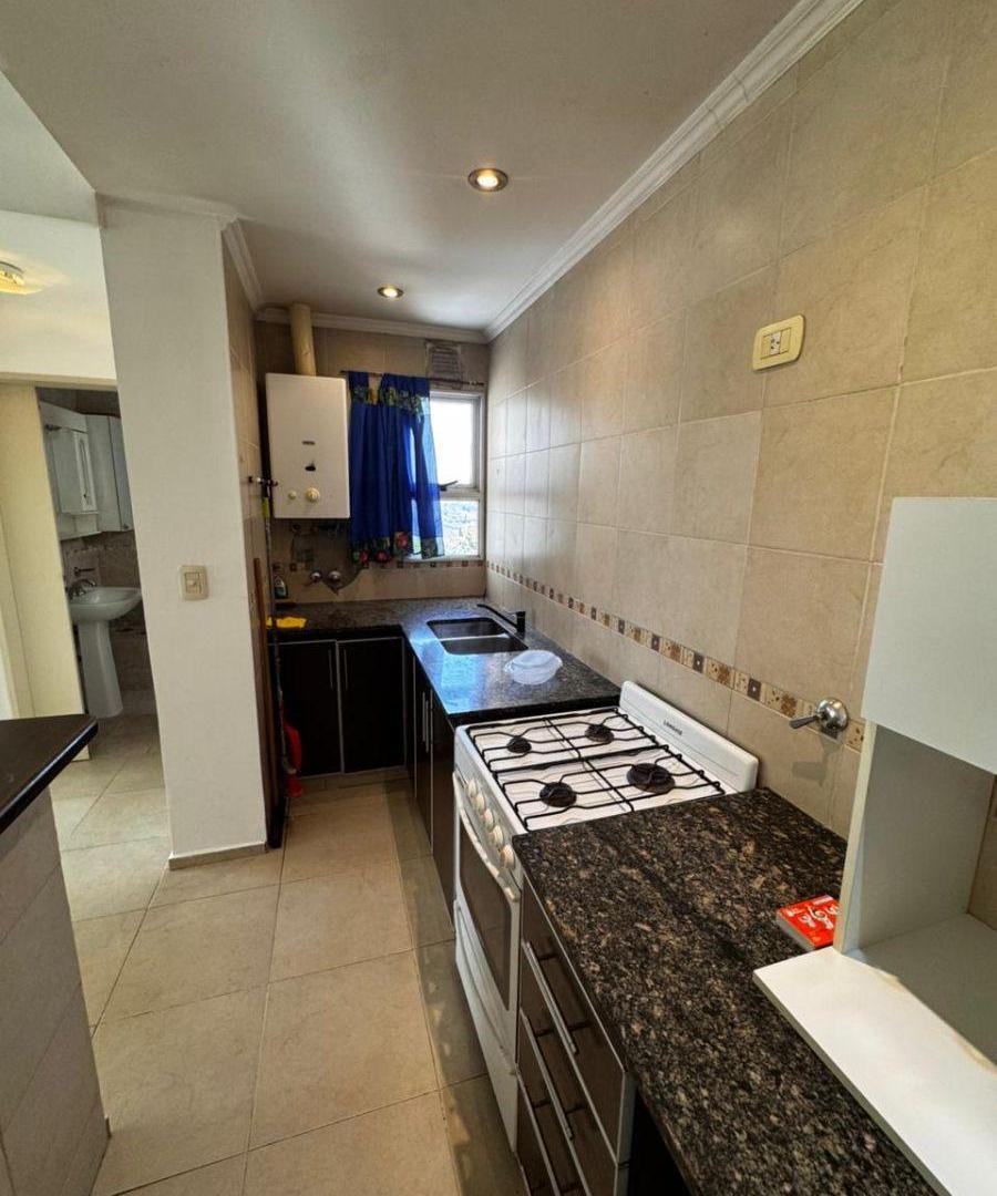 Foto de Departamento dos ambientes en alquiler por monte castro, imagen 4