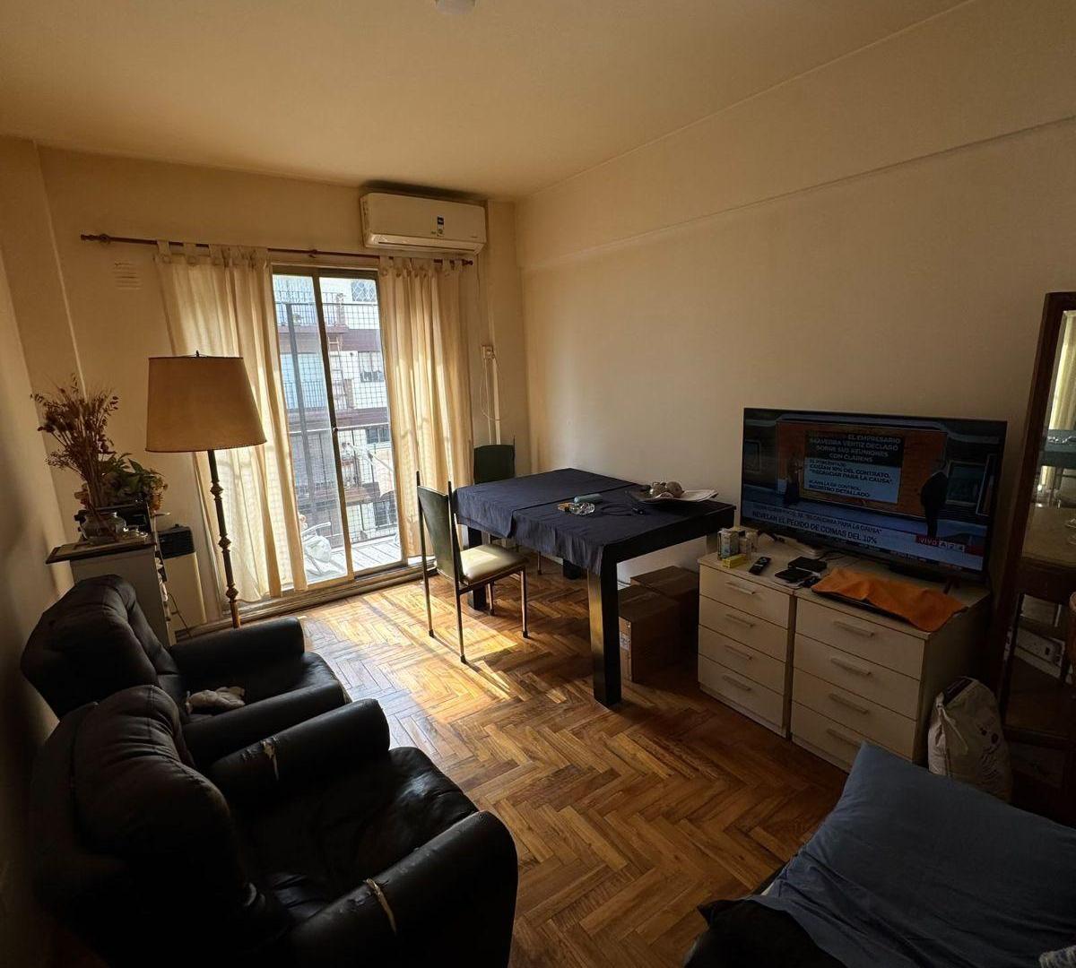 Foto de Departamento dos ambientes al frente con balcon, imagen 1