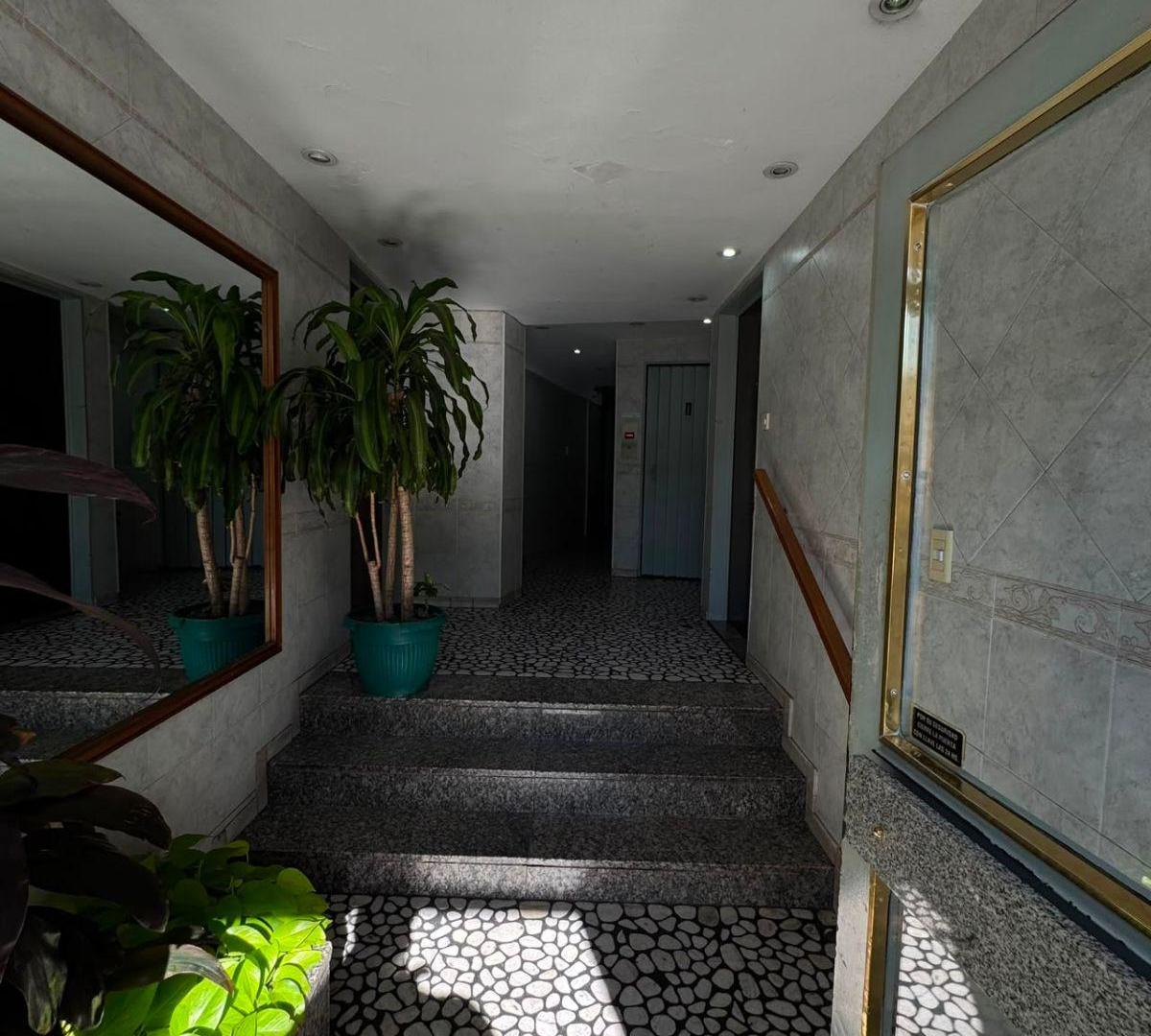 Foto de Departamento 3 ambientes al frente con balcon y cochera, imagen 5