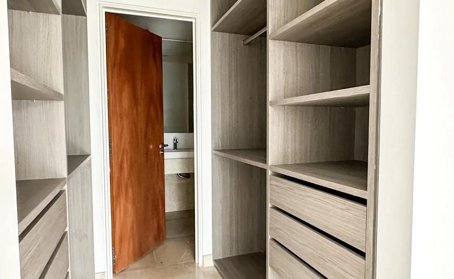 VENTA DEPARTAMENTO 3 AMBIENTES EN COMPLEJO BOUQUET PILAR TORRE 3 4