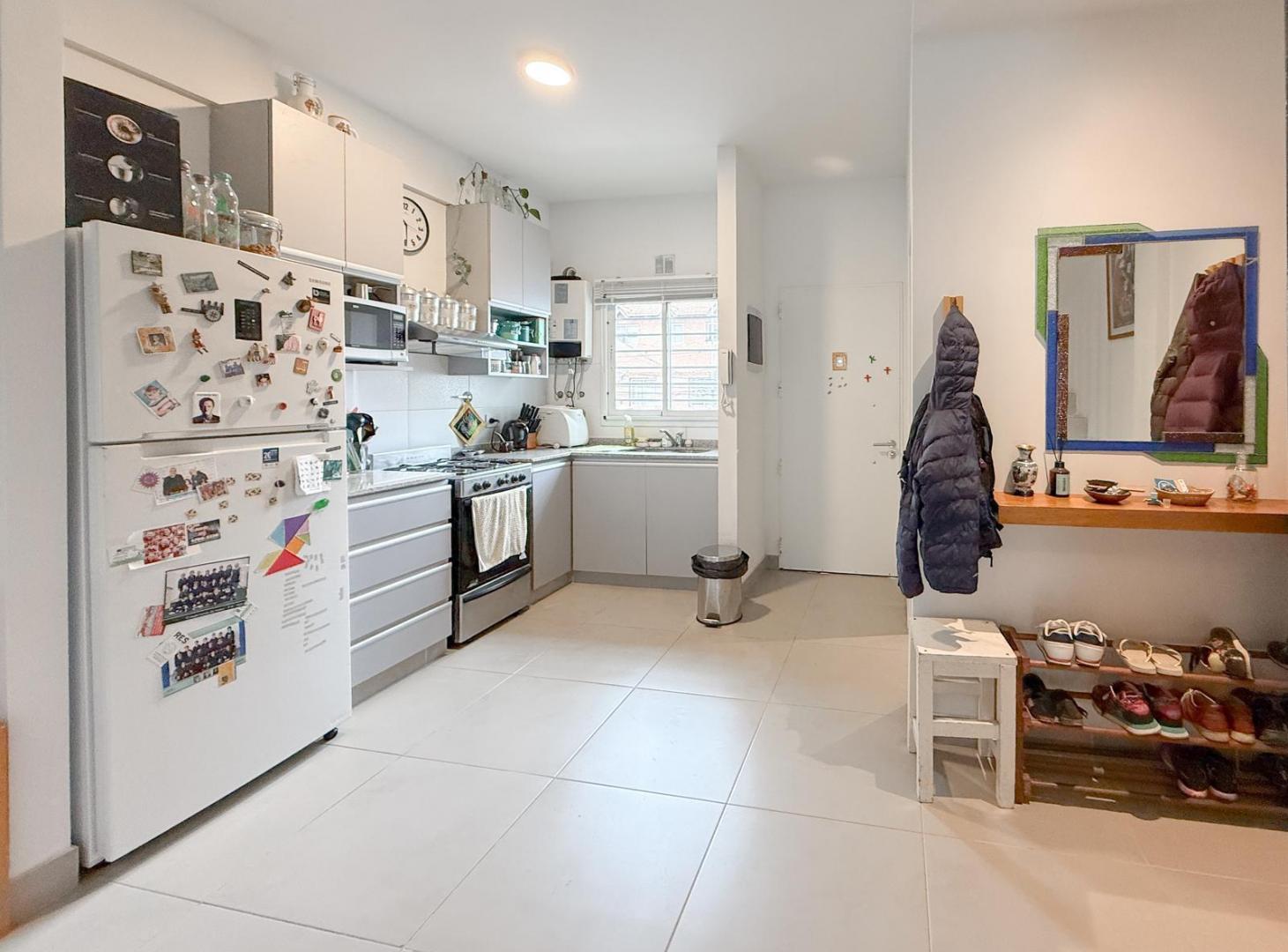 Foto de PH 4 Ambientes con 2 cocheras, Playroom y Terraza con Parilla en Florida, imagen 1