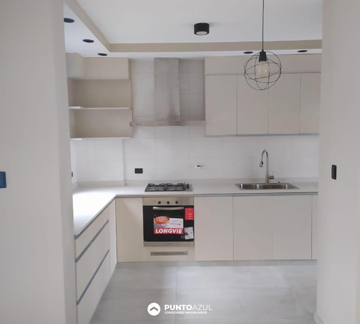 En Tafi Viejo Vendo Casa a Estrenar/3 Dorm./living 4