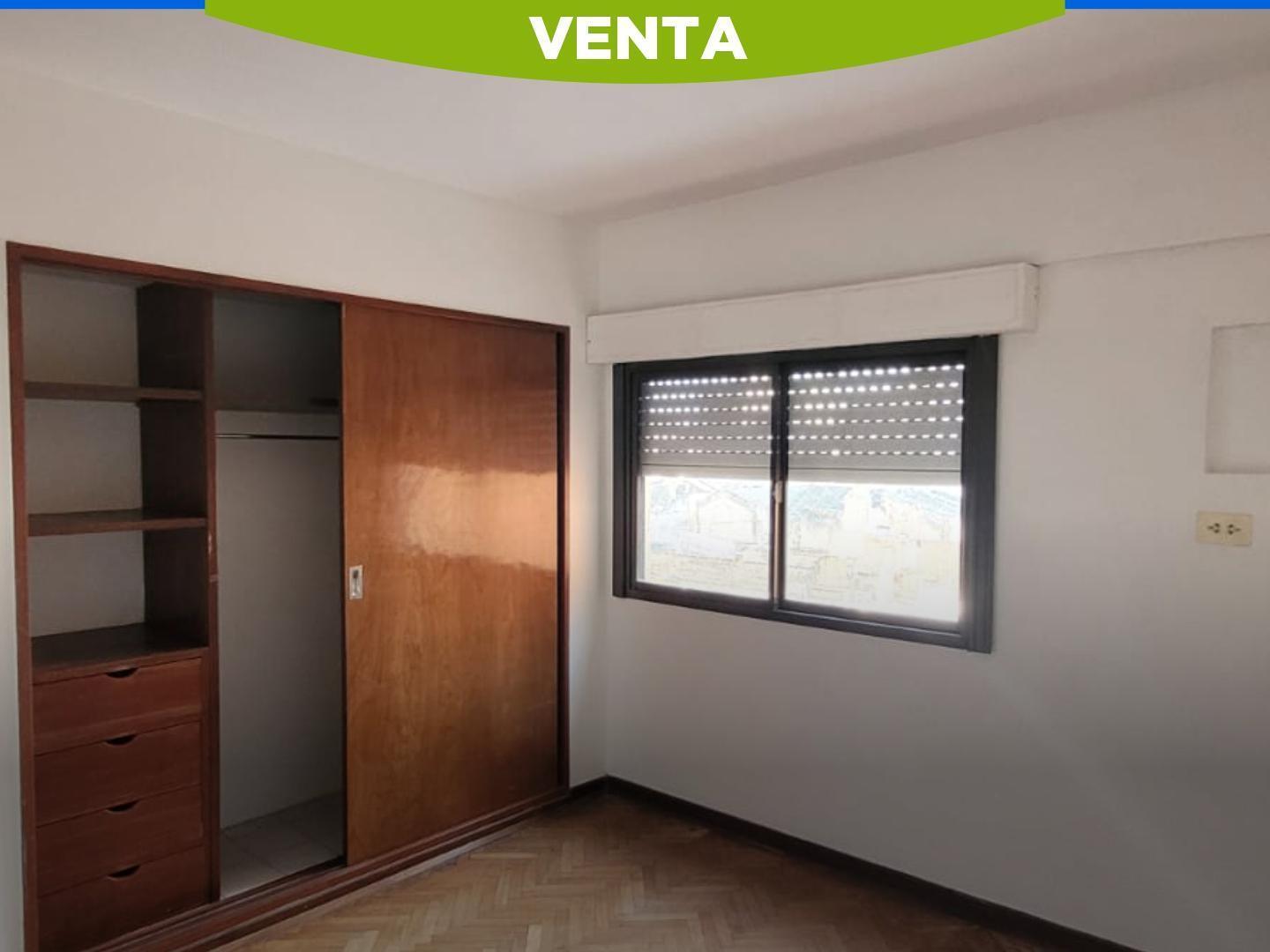 Foto de DEPTO EN VENTA/ 2 DORMITORIOS CON COCHERA, imagen 1