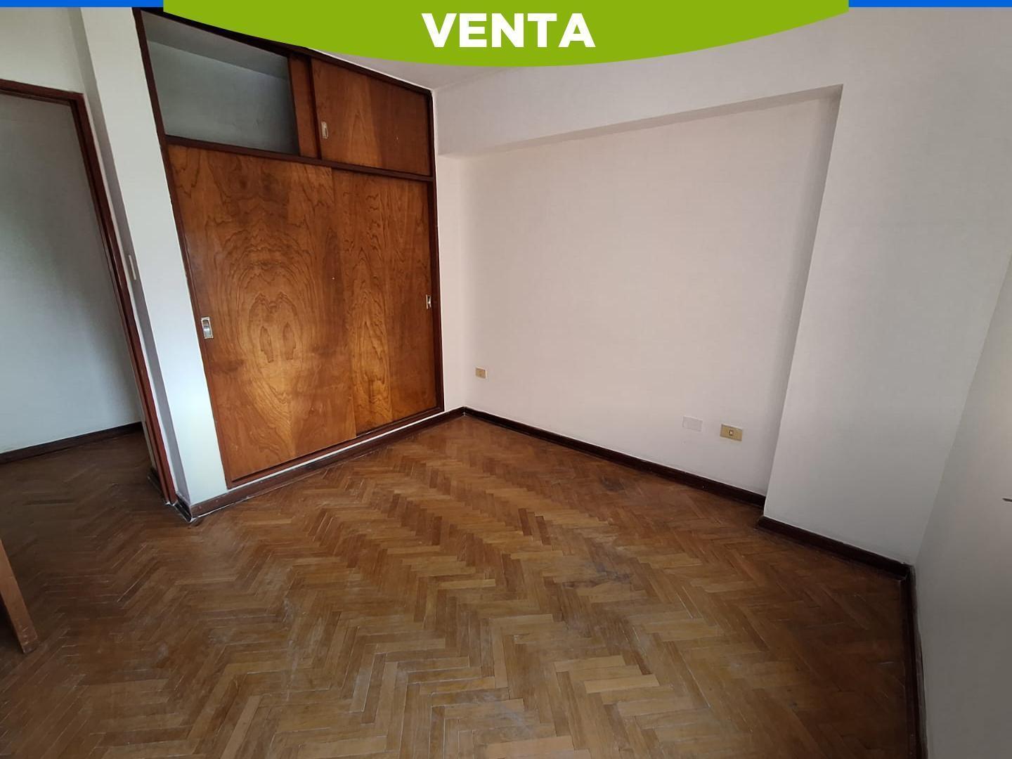 Foto de DEPTO EN VENTA/ 2 DORMITORIOS CON COCHERA, imagen 5